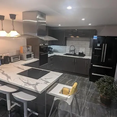 Converted 1882 Gospel Hall Appartement