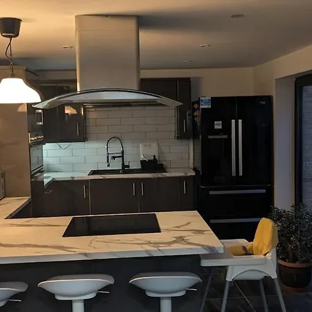 Converted 1882 Gospel Hall Appartement *