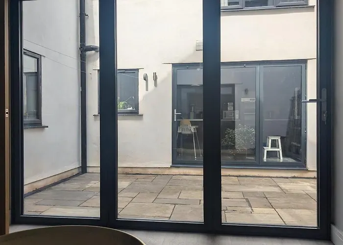 Converted 1882 Gospel Hall Бристоль