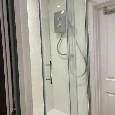 Converted 1882 Gospel Hall * 布里斯托